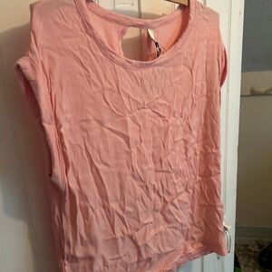 (3/$20) Soyaconcept medium pink short sleeve blouse with back cutouts